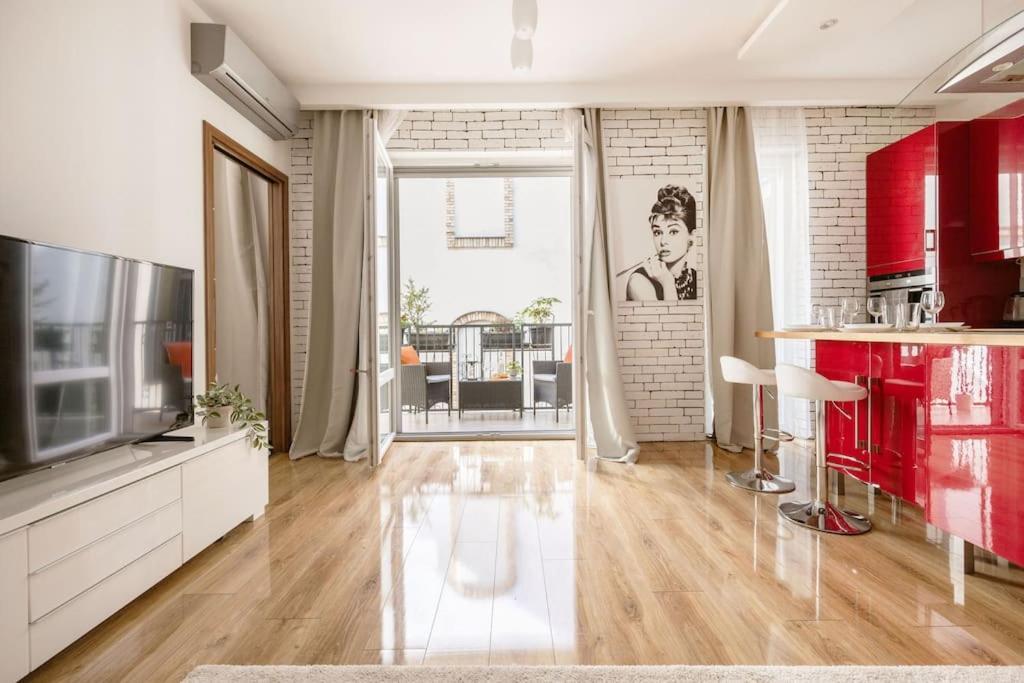 Relaxing Spacious Balcony Super Near Opera * Budapesta